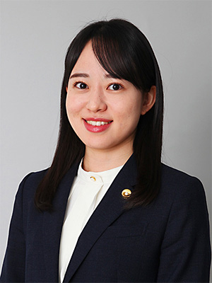 里見麻祐